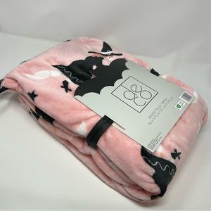 WITCH RIDING BROOM Pink/Black Deco Throw Blanket 50x70” Halloween 2023 Decor